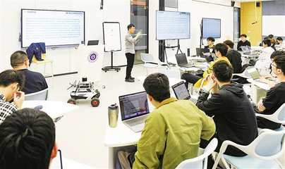 明月湖實踐 以企業項目孵化為引擎，探索重慶“四鏈融合”新路徑